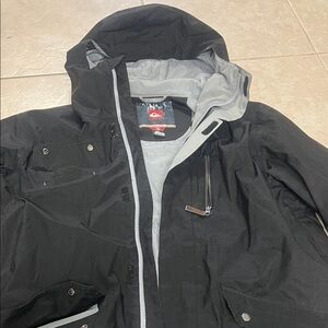Quiksilver Men's Black Jacket with Light Gray Lining